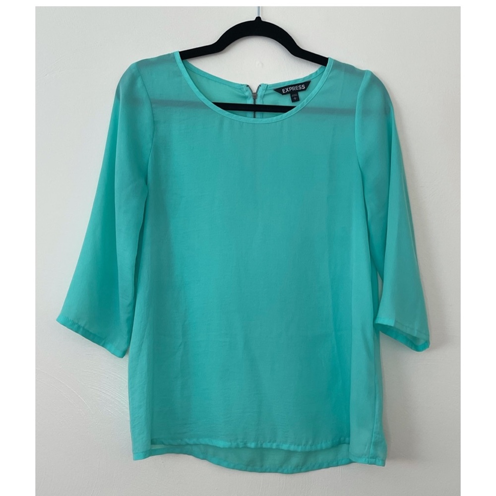 Express S | Sea Foam Colored 3/4 Sleeve Blouse